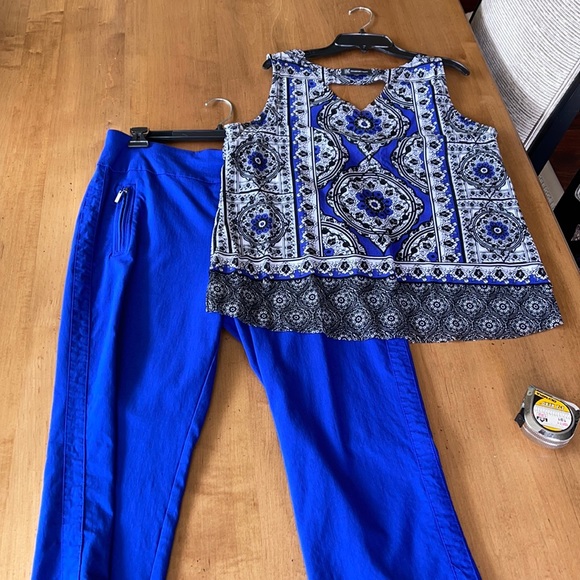 Pant and top set - Picture 1 of 7